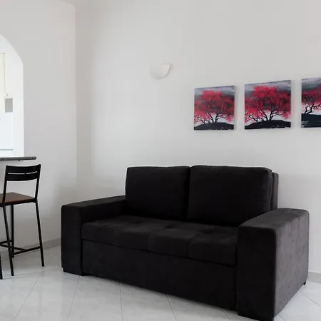 Blife Martinya House - Private And